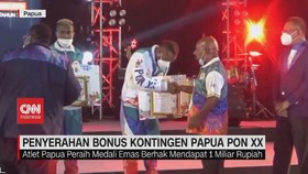 VIDEO: Penyerahan Bonus Kontingen Papua PON XX