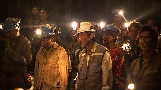 Theatre Trans7 malam ini, Rabu (24/11), akan menayangkan The 33 (2015) pukul 01.15 WIB.