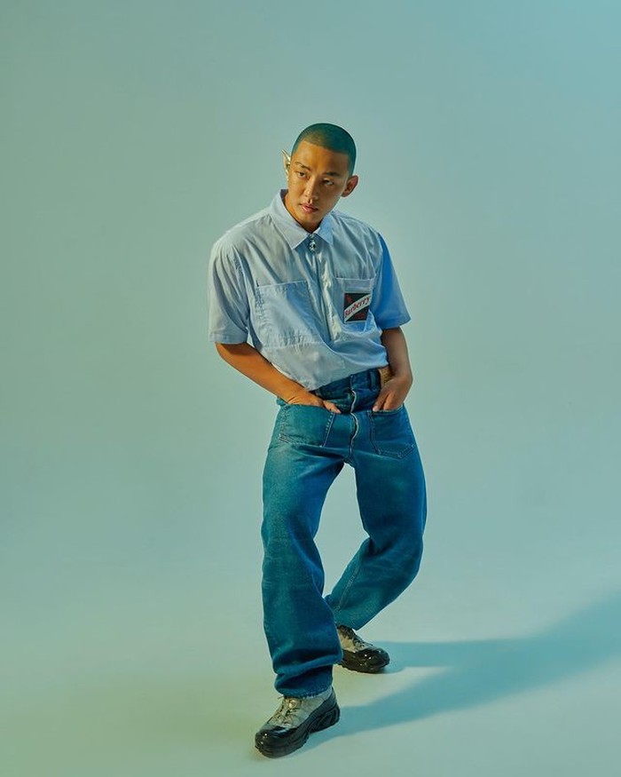 Yoo Ah In kemudian melanjutkan karir aktingnya dengan membintangi sejumlah film dan drama tenar seperti, Secret Affair (2014), Veteran (2015), The Throne (2015), dan Six Flying Dragons (2015-2016). / foto: instagram.com/hongsick