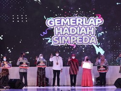 Kotak Meriahkan Gemerlap Hadiah Undian Simpeda bankjatim