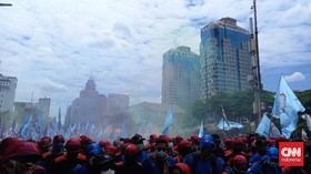 Massa Buruh Terbelah Respons Putusan MK Soal UU Cipta Kerja