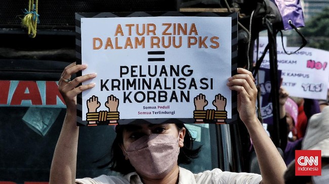 Rancangan Undang-Undang Tindak Pidana Kekerasan Seksual (RUU TPKS) terancam gugur disahkan usai lima fraksi masih menolak.