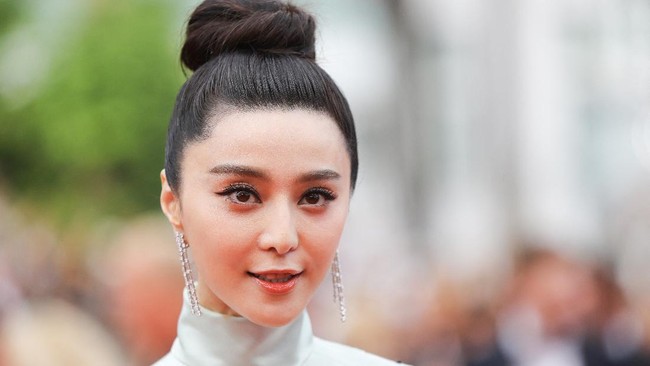 Otoritas perpajakan China memberikan tenggat waktu sepuluh hari bagi selebritas dan influencer media sosial untuk membayar pajak yang terlambat.