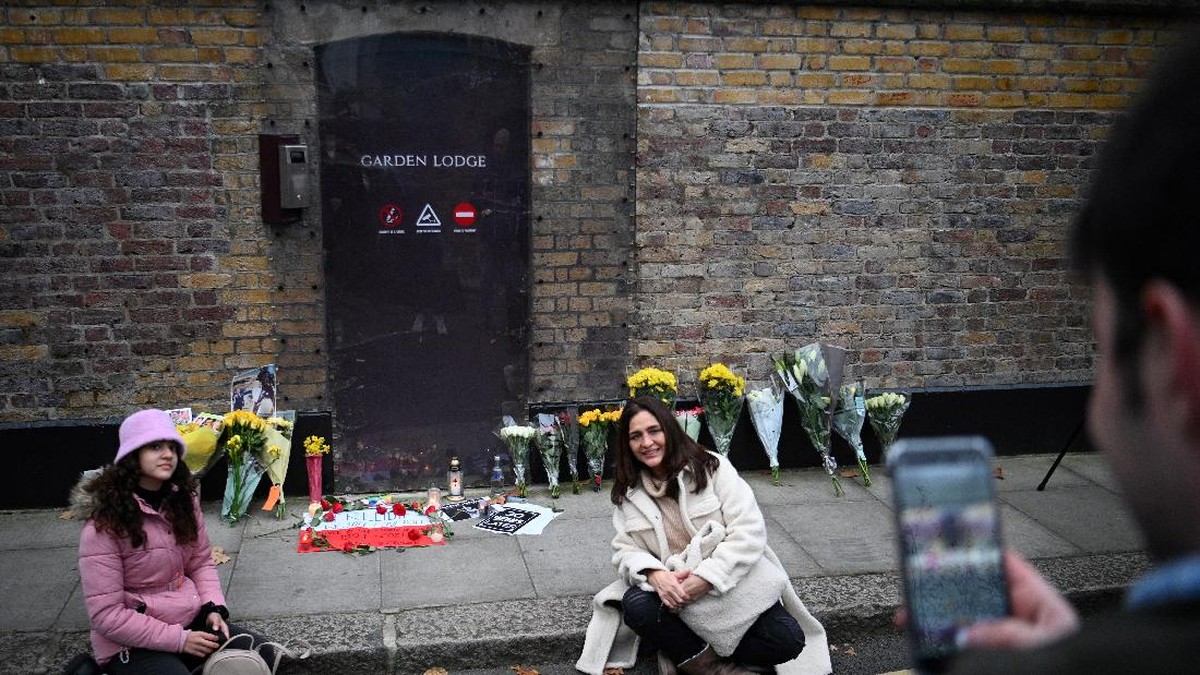 FOTO: Mengenang 30 Tahun Kepergian Freddie Mercury