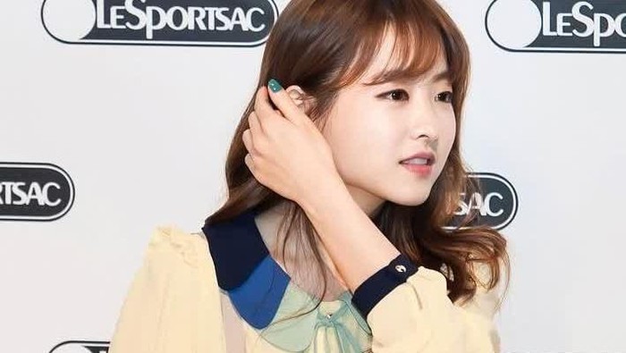 Gaya fashion ala Park Bo-young