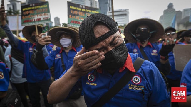 Migrant Care mengapresiasi pertama kali MK mengabulkan uji formil dan memerintahkan perbaikan terhadap undang-undang yang digugat.