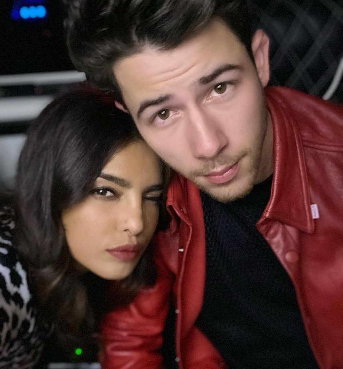 Kabar tak sedap menghampiri rumah tangga Priyanka Chopra dan Nick Jonas yang diisukan cerai&period; Yuk intip kemesraan mereka&excl;