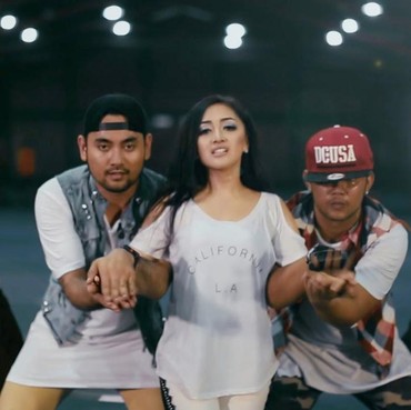 Lirik Lagu Ingat-Ingat Kamu - Maisaka yang Viral di TikTok
