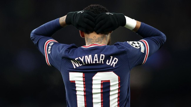 PSG dikabarkan sudah muak dan siap menjual Neymar pada musim panas ini setelah disingkirkan Real Madrid dari Liga Champions.