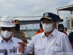 Jelang Nataru, Menhub Cek Roda Hingga Mesin Pesawat di Bandara Soetta