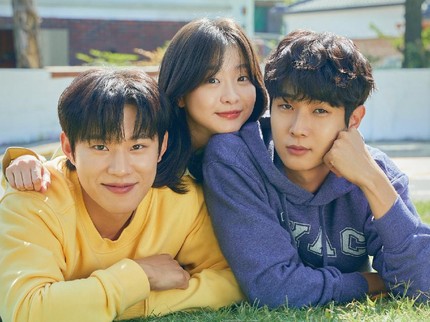 7 Drama Korea Ringan Terbaru, Cocok untuk Me Time Bunda