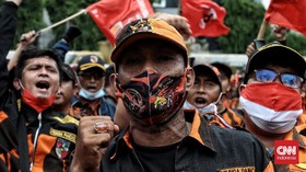 Tarik Ulur Politik di Balik Ormas Pelanggan Bentrok