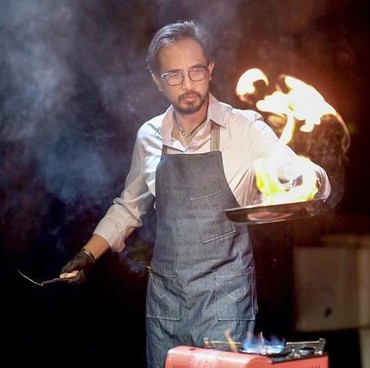 Tak Hanya Piawai Jadi Gitaris, Piyu Juga Andal dalam Memasak