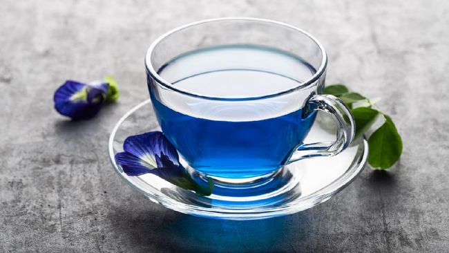 Teh tak cuma yang terbuat dari daun Camellia sinensis. Ada juga teh yang terbuat dari bunga-bunga cantik.