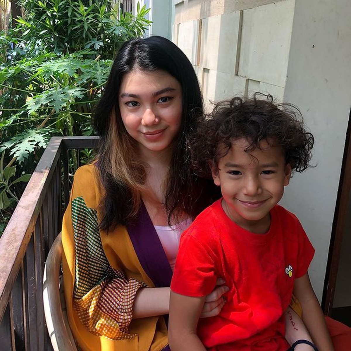 7 Pesona Shalima Hakim Putri Sulung Wanda Hamidah & Chico Hakim