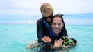 Pasangan pengantin baru Paris Hilton dan Carter Reum sedang melakukan bulan madu di Pulau Bora Bora&period; Yuk intip&excl;
