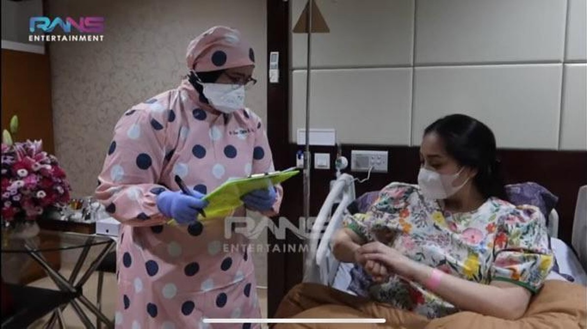 Sebelum melahirkan anak kedua&comma; Nagita Slavina melakukan persiapan jelang lahiran&period; Yuk kita intip potretnya&excl;