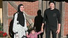 8 Potret Seru Kartika Putri & Habib Usman Bawa Khalisa Liburan di Amerika Kartika Putri dan sang suami Habib Usman membawa putri mereka Khalisa liburan di Amerika. Yuk kita intip potret keseruannya!