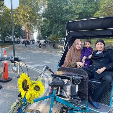 Putri Habib Usman bin Yahya & Kartika Putri Minta Hadiah Umrah Jika Berhasil Puasa Penuh