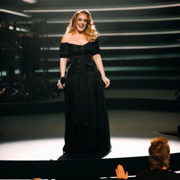 Lirik Lagu Daydreamer - Adele