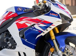 Honda CBR1000RR-R Fireblade Edisi Spesial Dirilis, Sporty dengan Livery Retro