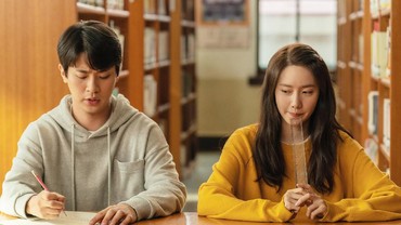 img-title Momen Berkesan YoonA & Park Jung Min di 'Miracle: Letters to the President'