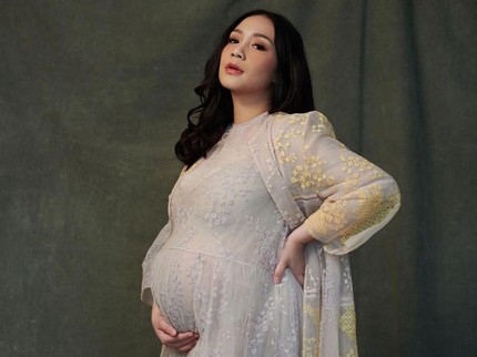 15 Konsep Maternity Sederhana dan Unik dari Para Artis yang Bisa Dicoba