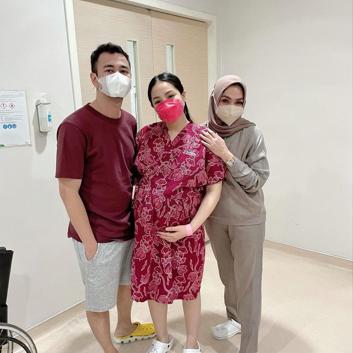 <p>Kita doakan semoga proses persalinan berjalan lancar ya, Bunda. (Foto: Instagram @rieta_amilia)</p>