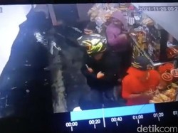 Aksi Teror Komplotan Bermotor di Sukabumi Terekam CCTV