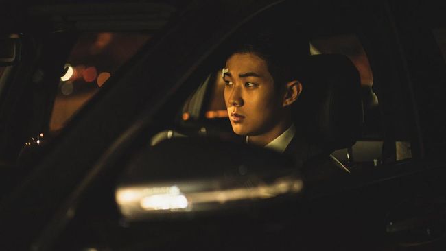 Review The Policeman's Lineage: sutradara menyajikan kisah ironi antara nurani dan realitas dalam dunia kepolisian melalui film yang dibintangi Choi Woo-shik.