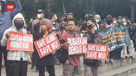 VIDEO: Unjuk Rasa Tuntut Ahmad Zain An Najah Cs Dibebaskan Polisi