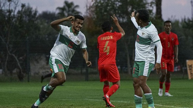 Timnas Indonesia sulit menang telak atas Kamboja dan Egy Maulana Vikri mungkin bisa membela tim Merah Putih lebih cepat di Piala AFF jadi berita terpopuler.
