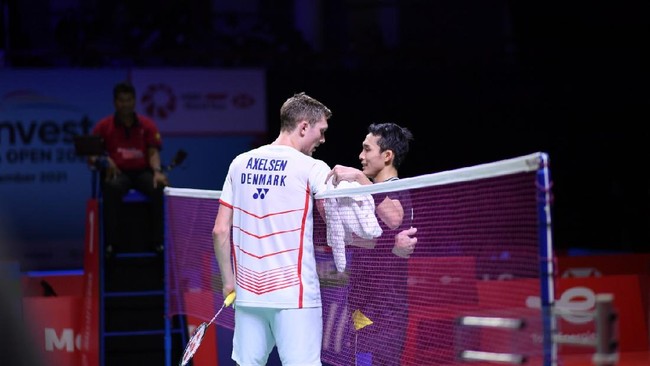 Jonatan Christie akan bersua Viktor Axelsen di final Japan Open 2023. Berikut head to head Jonatan Christie vs Axelsen.