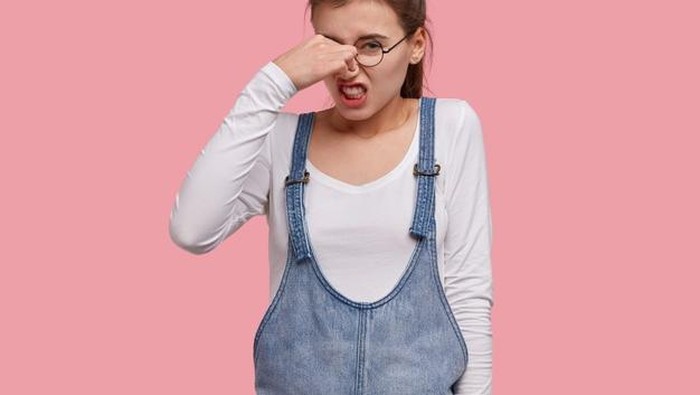Sering Nggak Disadari, 5 Hal Ini Bisa Memicu Bau Badan Tak Sedap, Lho! Salah Satunya Stres Sering Nggak Disadari, 5 Hal Ini Bisa Memicu Bau Badan Tak Sedap, Lho! Salah Satunya Stres