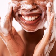 BeauPicks: 4 Sabun Batangan 'Soap Bar' untuk Mencerahkan Wajah dan Tubuh, 2in1!