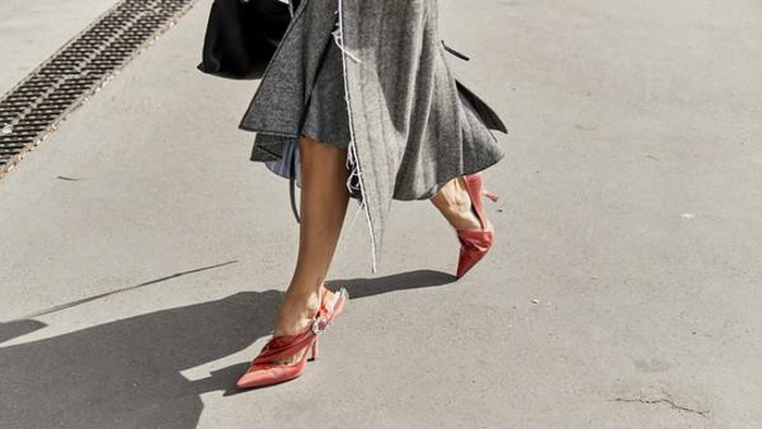 BeauPicks: Lupakan Gaya Klasik, Ini Pilihan Sepatu untuk Tampil Glamor dan Elegan yang Wajib Kamu Punya