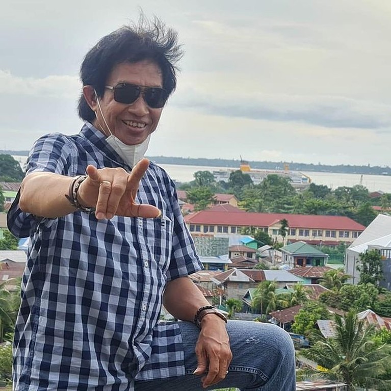 7 Potret Terakhir Bens Leo Pengamat Musik Kondang Sebelum Berpulang Dunia musik Tanah Air sedang dirundung duka, pengamat musik ternama Bens Leo meninggal dunia Senin (29/11). Yuk intip potretnya!