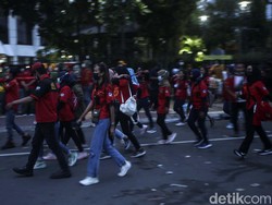 Massa Demo Buruh Bubar, Arus Lalin Kembali Dibuka