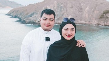 img-title Derry Sulaiman Sebut Ucapan Terakhir Ameer Azzikra Bisa Antarkan Masuk Surga