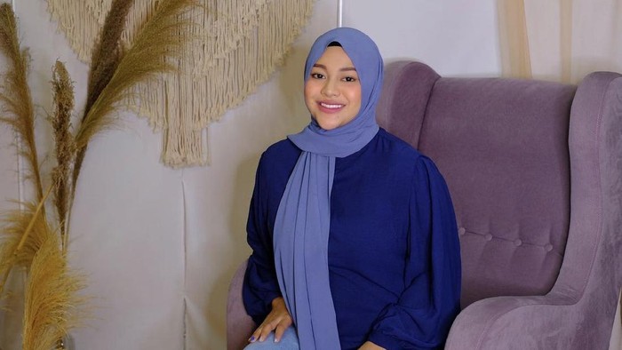 Foto baby bump Aurel Hermansyah.