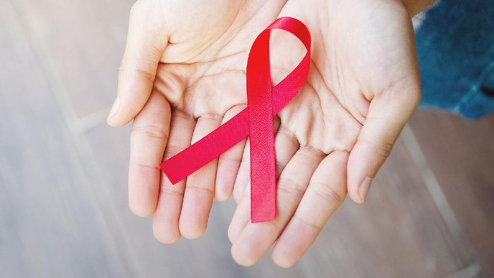 Sejarah Hari AIDS dan Masa Kelam Penuh Diskriminasi di Industri Fashion Amerika