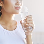 Optimalkan Fungsi Otak dengan Minum Air Putih, Ini 3 Tips yang Harus Diperhatikan