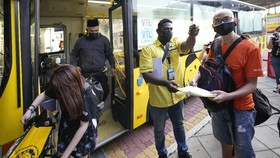 FOTO: Kesibukan usai Perbatasan Singapura-Malaysia Dibuka Lagi