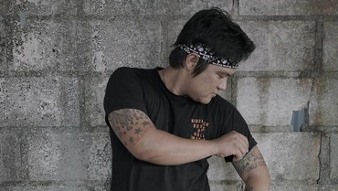 img-title Posan Tobing Tuntut Warner Music soal Royalti Lagu Ciptaannya