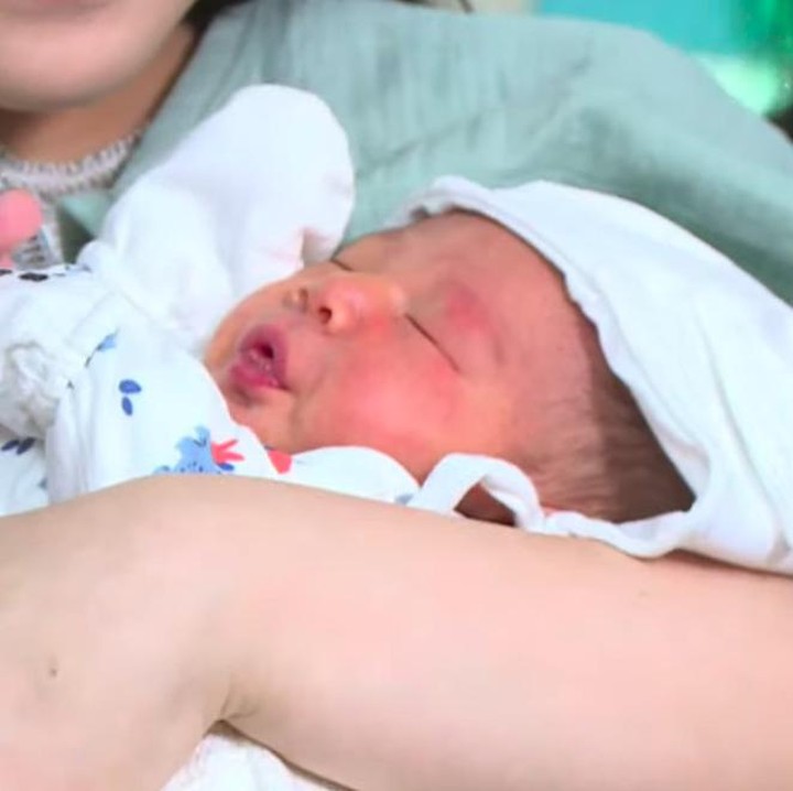 <p>Rangkaian nama Rayyanza Malik Ahmad memiliki makna yang indah, yakni cahaya ketampanan yang kelak jadi raja terpuji. Arti dari nama anak keduanya ini diungkapkan langsung oleh Raffi Ahmad. (Foto: YouTube RANS Entertainment)</p>