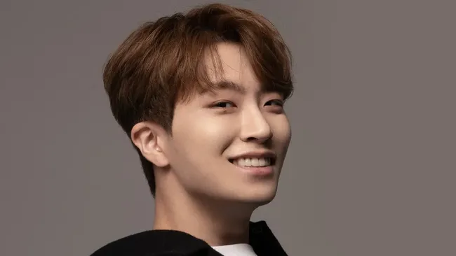 Choi Young-jae atau Youngjae GOT7 bakal menjadi pemeran utama dalam Love & Wish, drama hasil adaptasi webtun karya Ine.
