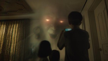 img-title Tak Cuma CGI, Malaikat Maut di 'Hellbound' Ternyata Diperankan Aktris Ini