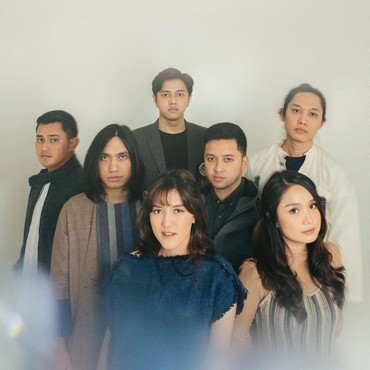 Lirik Rintik Memori - HIVI!, Gerald Situmorang, Ify Alyssa & Sri Hanuraga