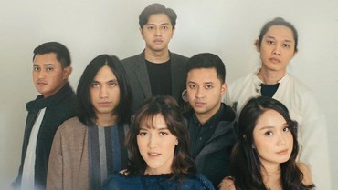img-title Lirik Rintik Memori - HIVI!, Gerald Situmorang, Ify Alyssa & Sri Hanuraga