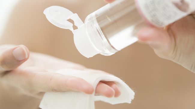 Beda jenis kulit, beda pula toner yang bisa digunakan. Berikut beberapa rekomendasi toner untuk kulit berjerawat.